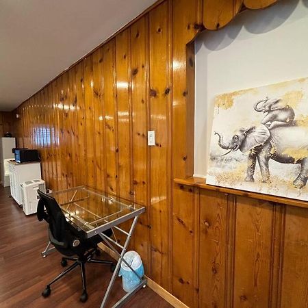 Cozy Spacious Work Friendly Lotus With Garden View High Speed Free Wi Fi And Parking Adjacent To Downtown Montréal Eksteriør billede